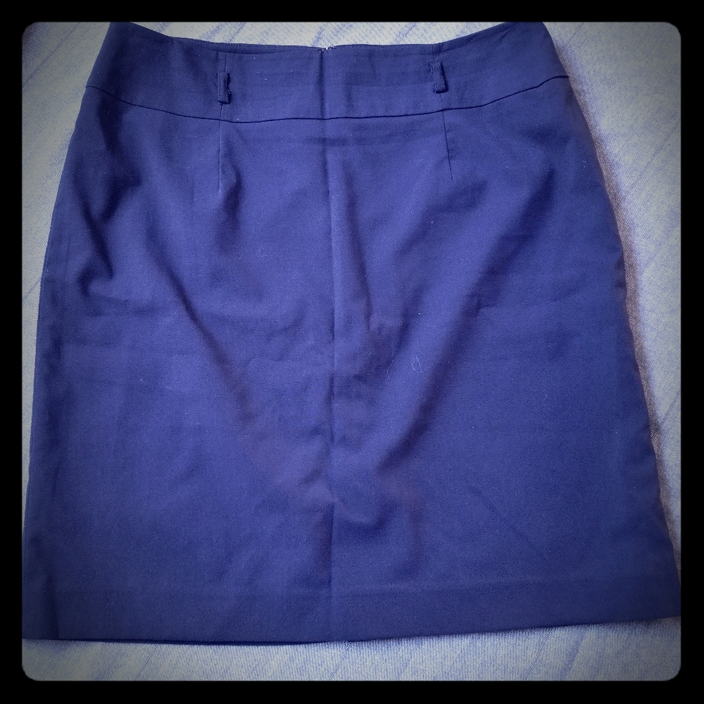 Covington petite navy blue skirt